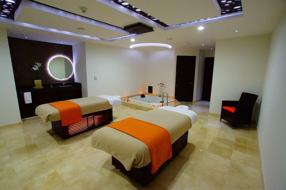 Azul Ixtapa Grand All Inclusive Suites - Spa & Convention Center Екстер'єр фото