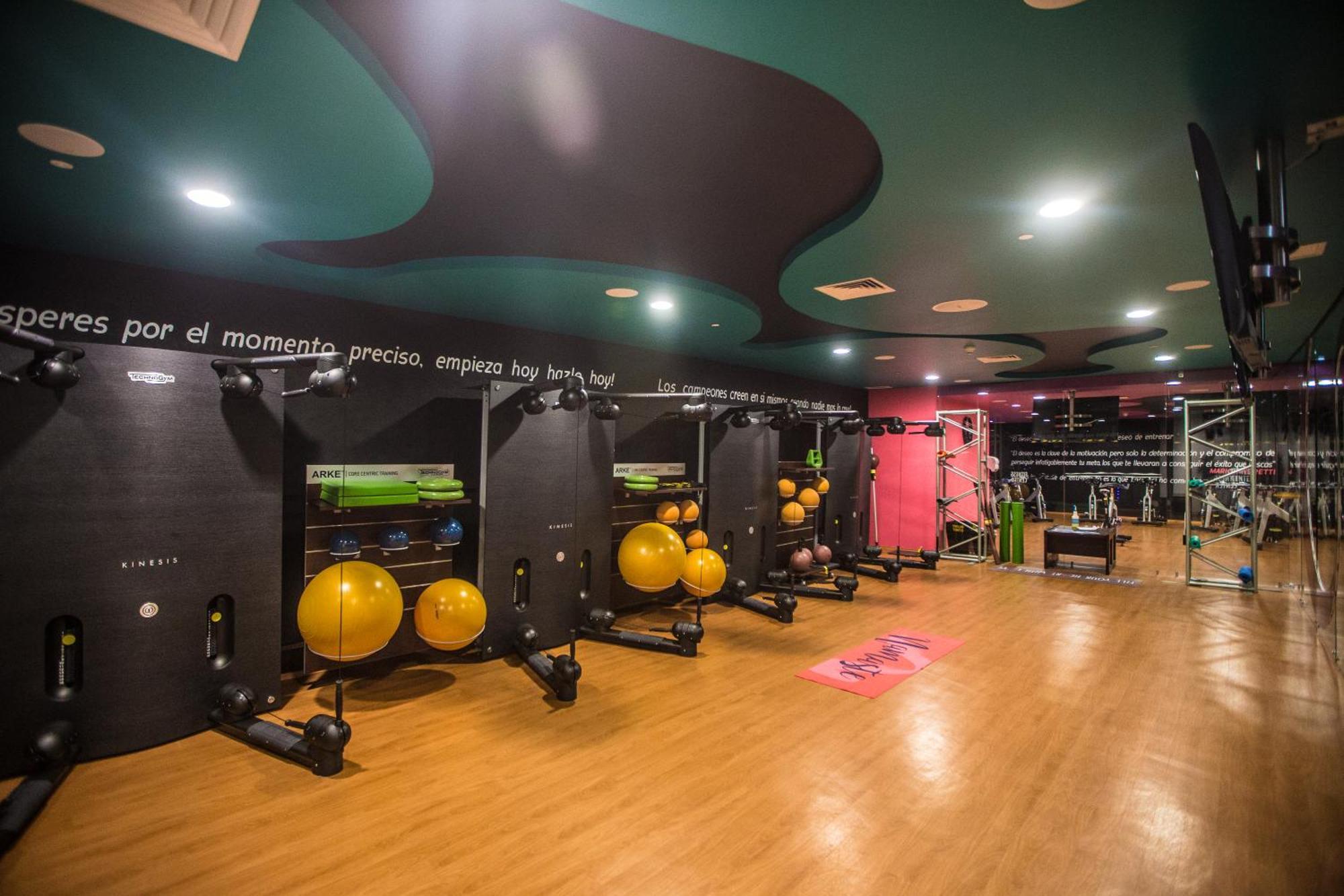 Azul Ixtapa Grand All Inclusive Suites - Spa & Convention Center Екстер'єр фото The gym at the hotel